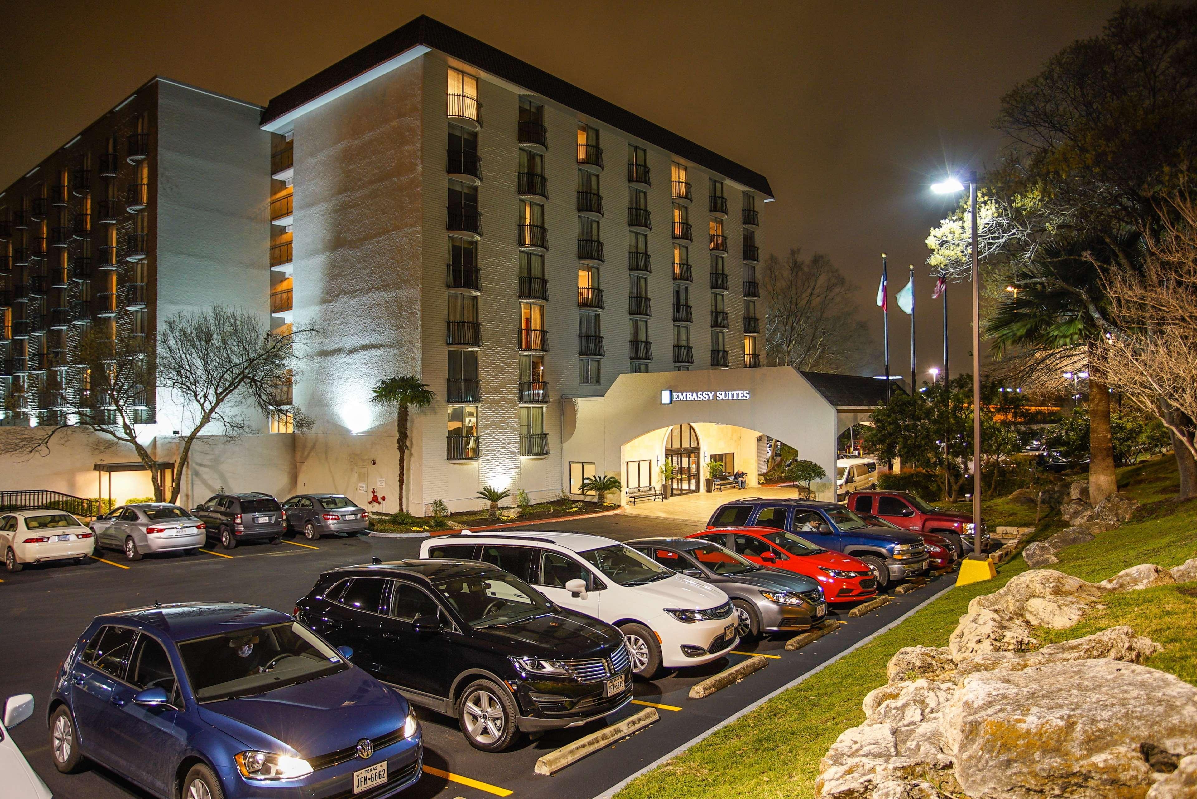 Embassy Suites San Antonio Northwest I-10 Exterior photo