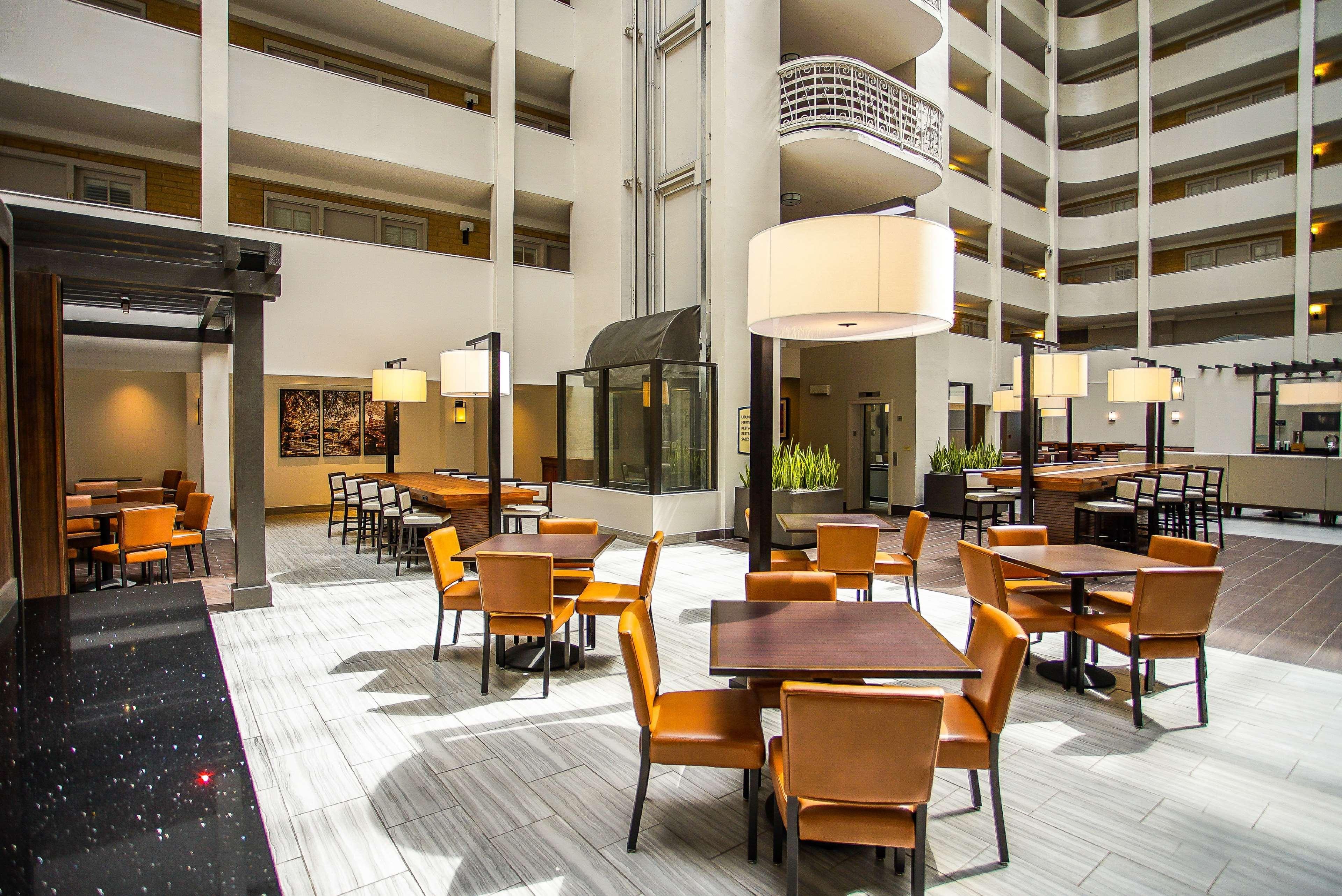 Embassy Suites San Antonio Northwest I-10 Exterior photo