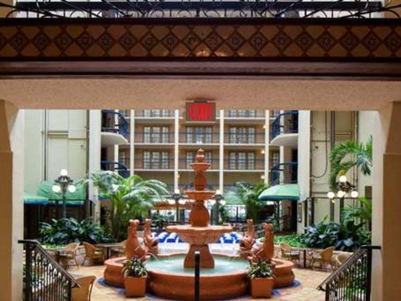 Embassy Suites San Antonio Northwest I-10 Exterior photo