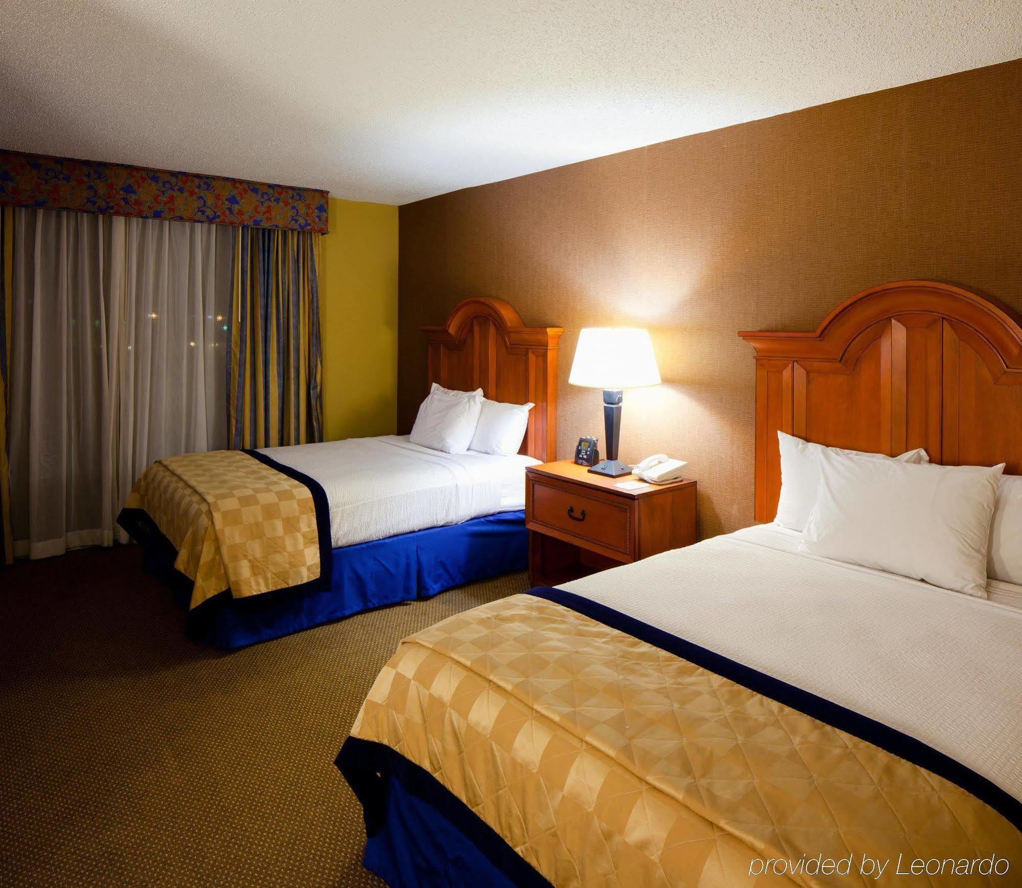 Embassy Suites San Antonio Northwest I-10 Room photo